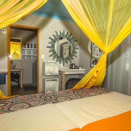 فندق Etosha Safari Camp, Etosha National Park, Namibia أوكاوكويجو المظهر الخارجي الصورة